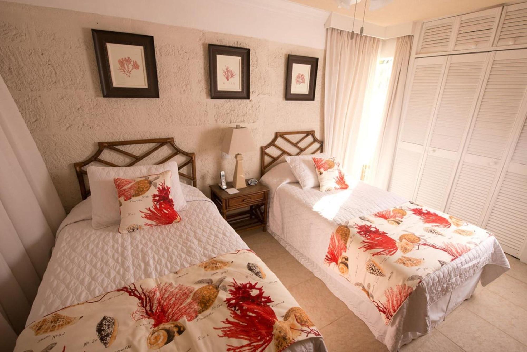 Bora Bora By Blue Sky Luxury Apartment Paynes Bay ห้อง รูปภาพ