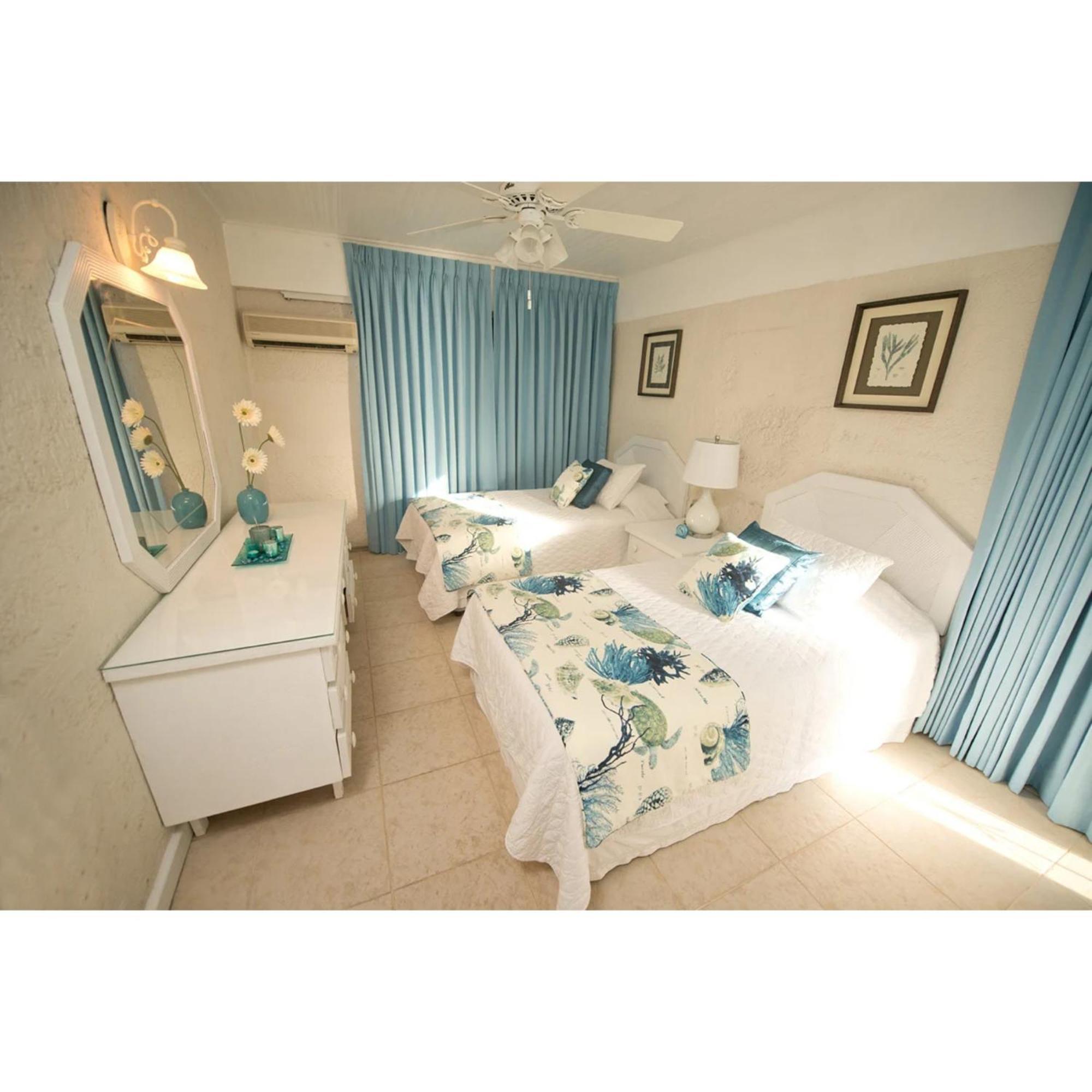Bora Bora By Blue Sky Luxury Apartment Paynes Bay ห้อง รูปภาพ